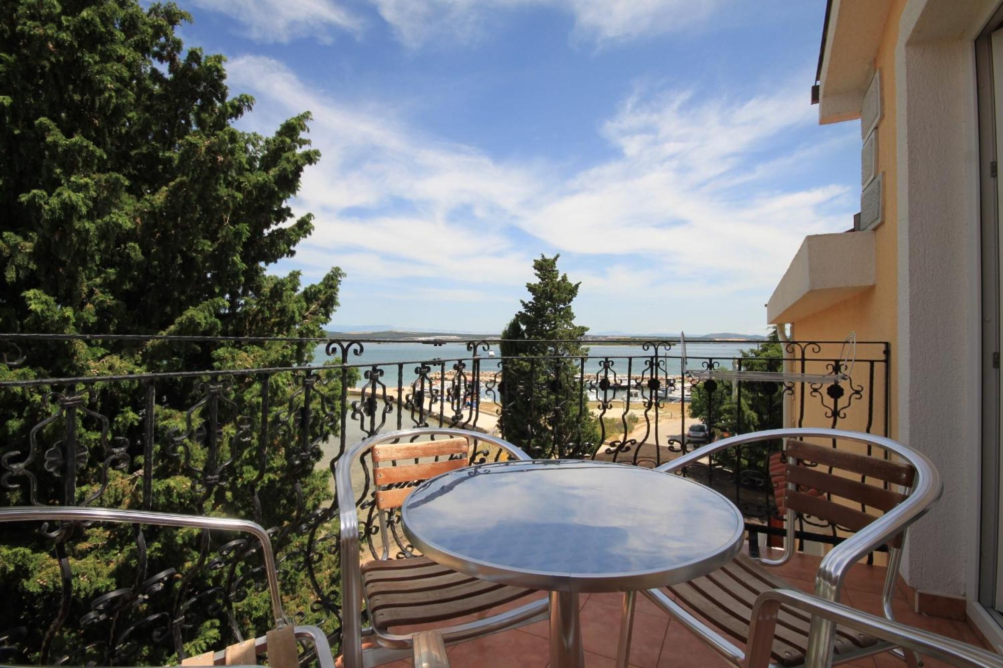 Apartments By The Sea Kraj, Pasman - 3460 Kültér fotó