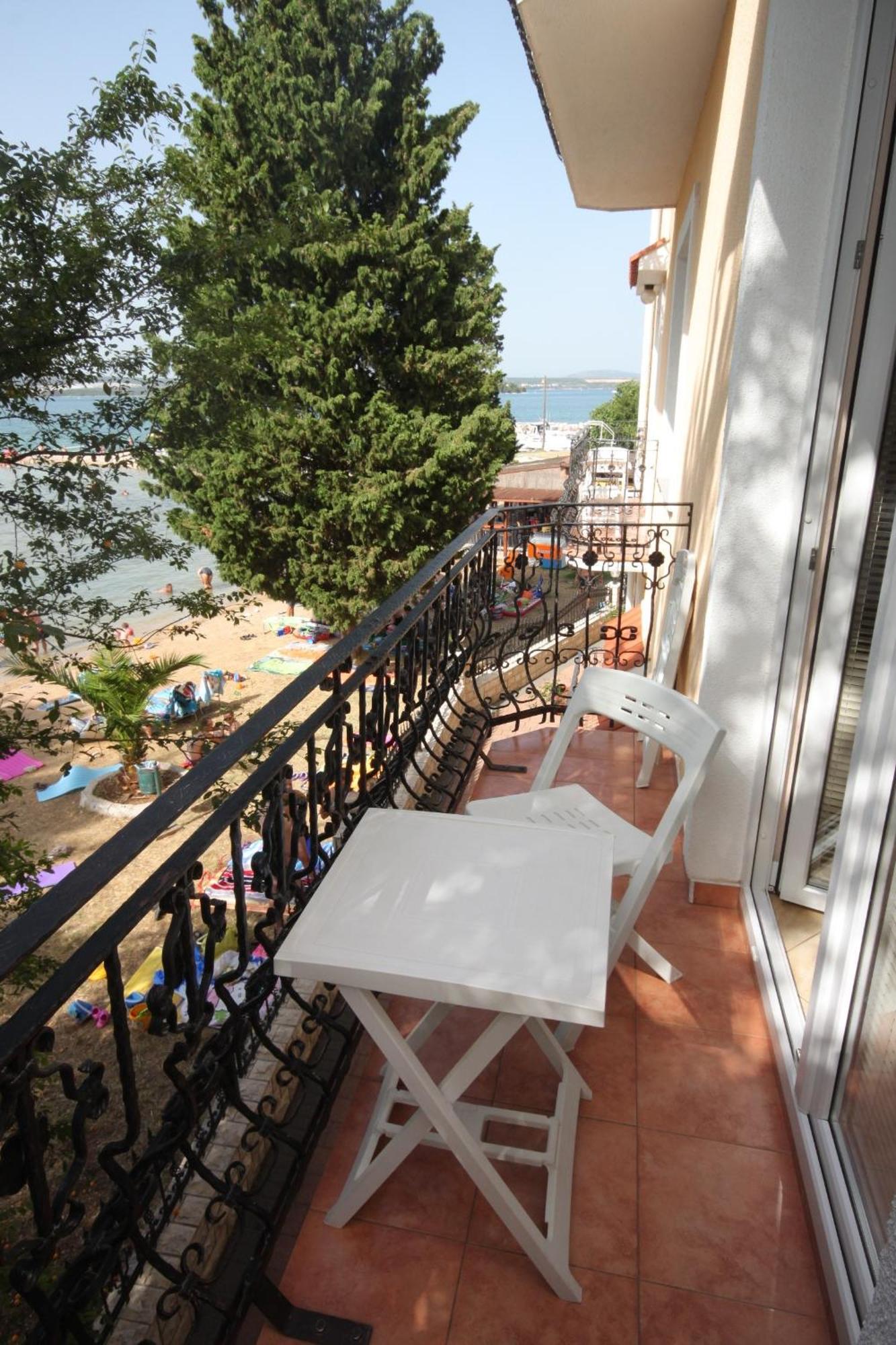 Apartments By The Sea Kraj, Pasman - 3460 Kültér fotó