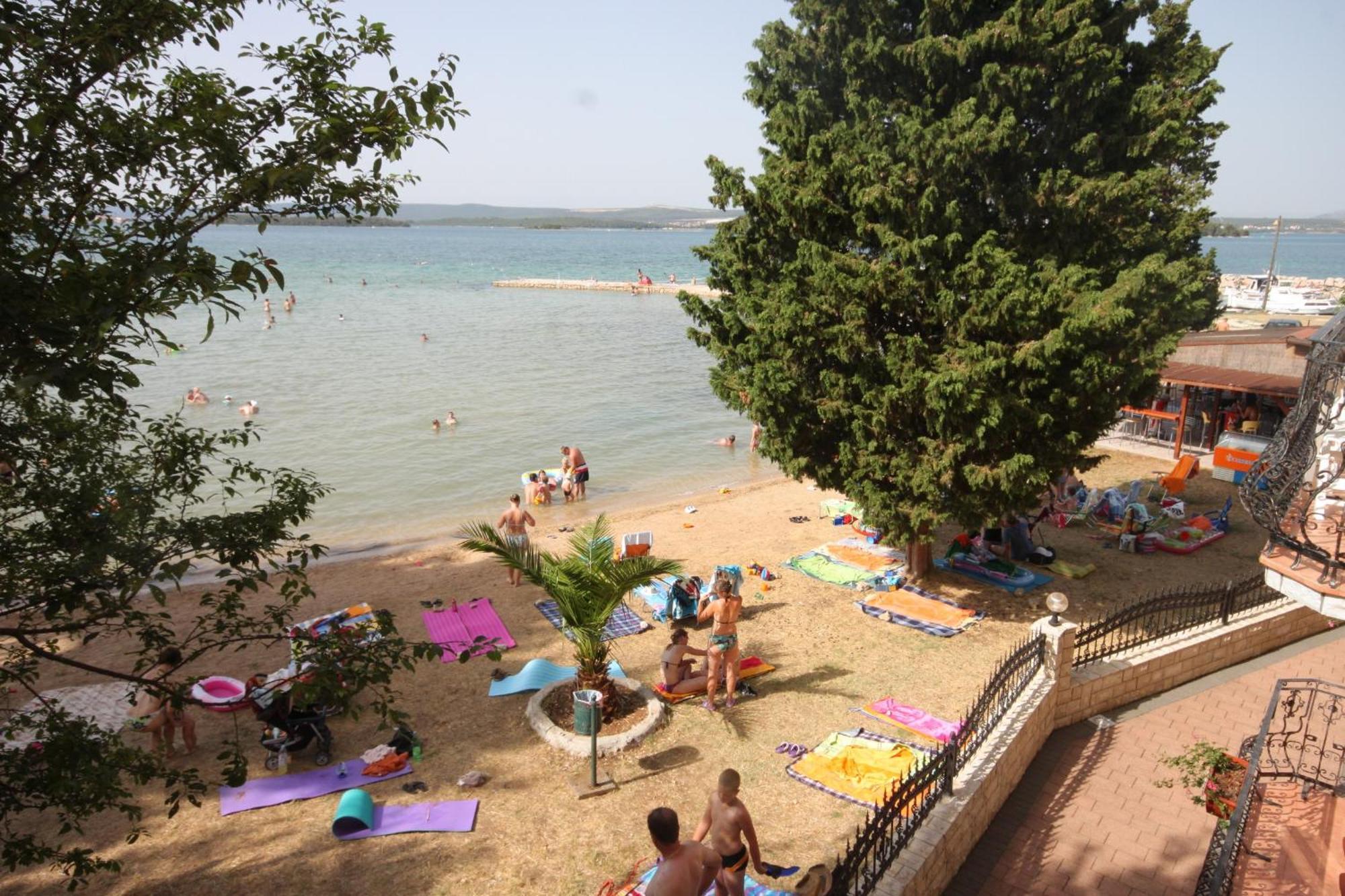 Apartments By The Sea Kraj, Pasman - 3460 Kültér fotó