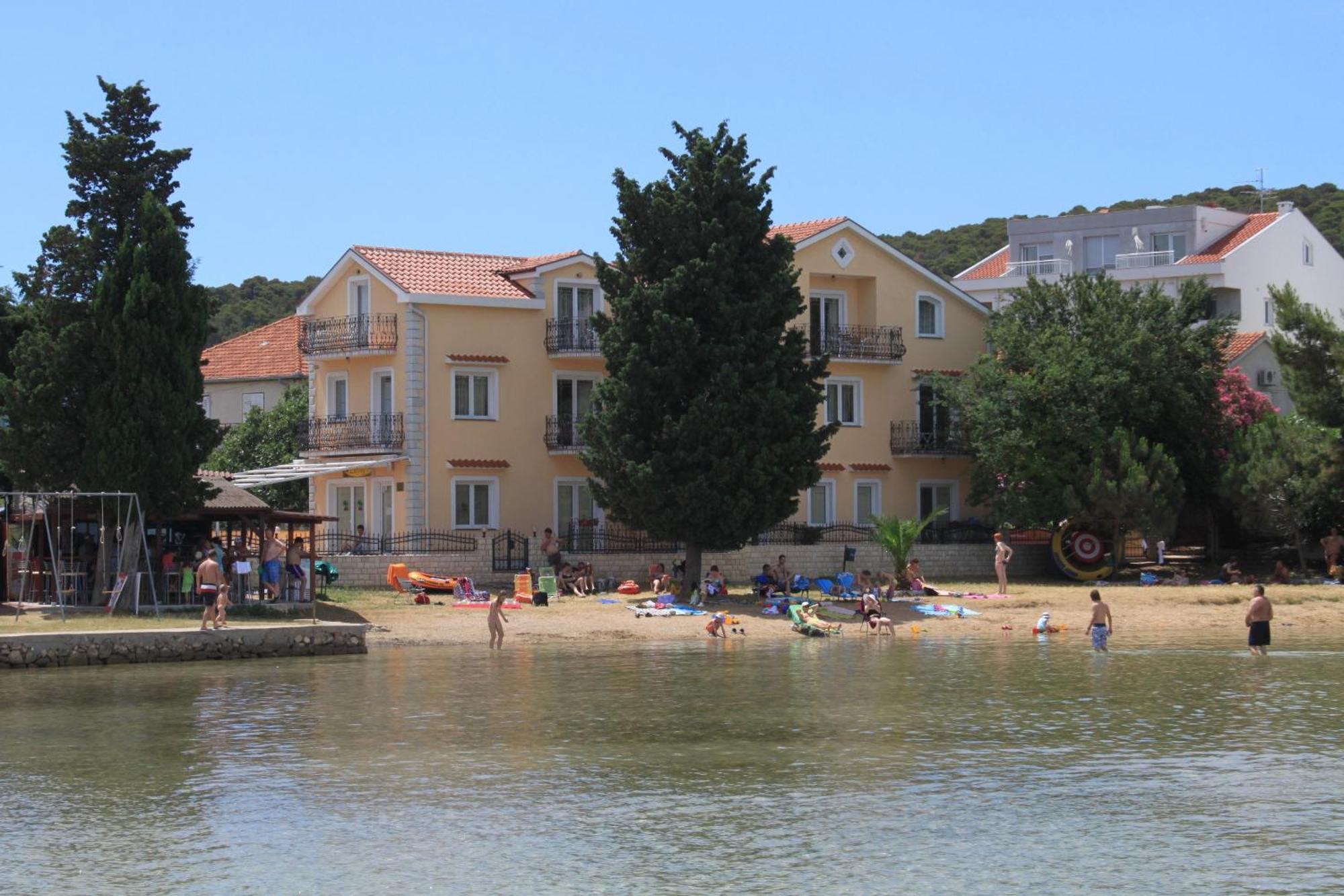 Apartments By The Sea Kraj, Pasman - 3460 Kültér fotó